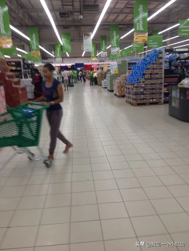 我在非洲安哥拉逛KERO超市在非洲安哥拉的日子164