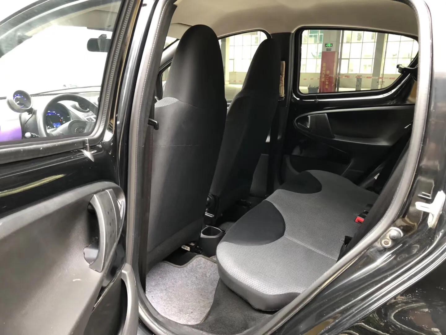 15年比亚迪f01.0自动是什么变速箱,13款比亚迪f0低配带无钥匙进入吗