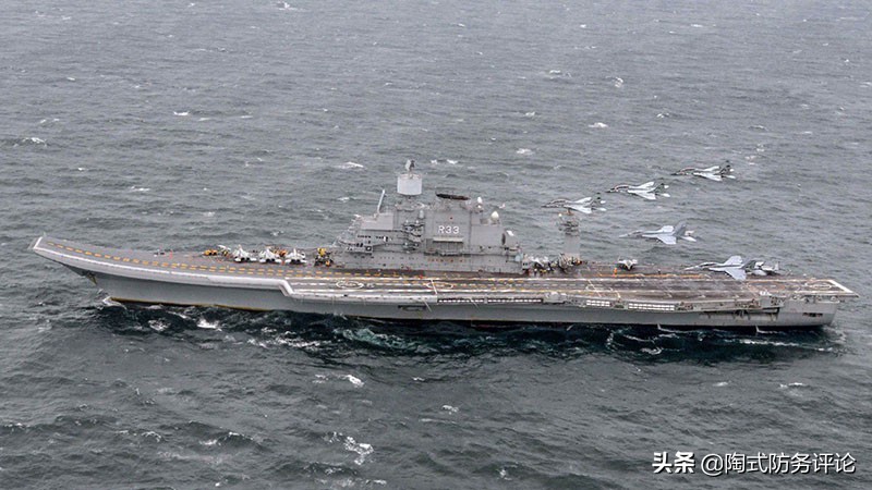 超级大黄蜂弹射起步,超级大黄蜂空中飞行