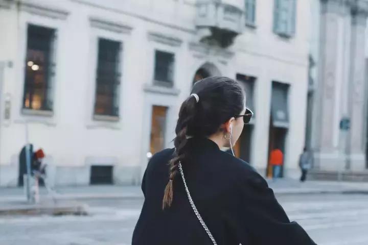 意大利秋季穿衣搭配,一周法式衣服搭配图片