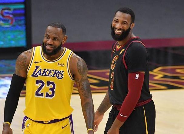 骑士詹姆斯体系,骑士1.0的阵容有多厉害