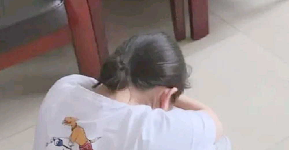 剖腹产再次怀孕会背疼吗,剖腹产和顺产哪个对身体伤害大