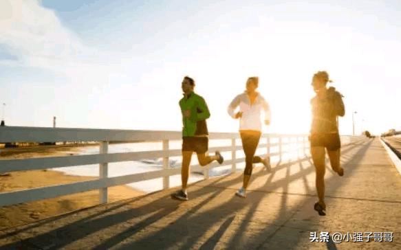 跑步的好处与坏处视频,跑步的正确姿势和危害