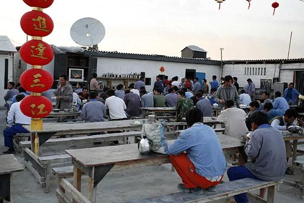 为什么迪拜人那么富,迪拜有多富视频