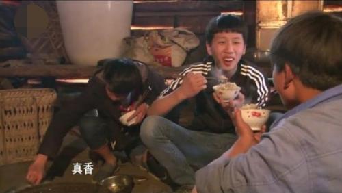 大神卷毛在刚玩悠米的时候，直言猫咪不是个玩意，现在真香打脸