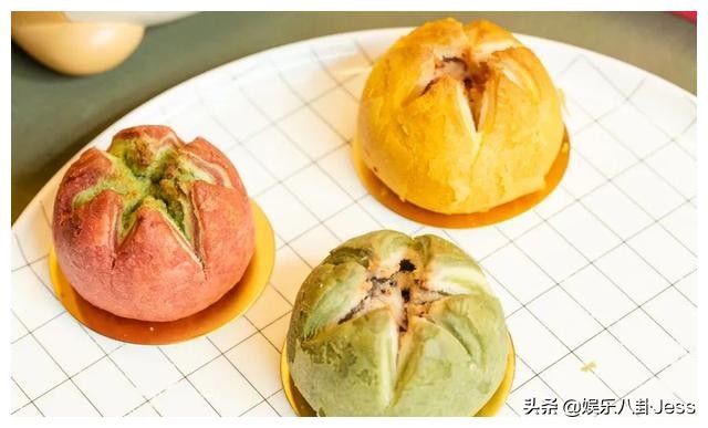 在李佳琦直播间买零食，是个划算的选择吗？