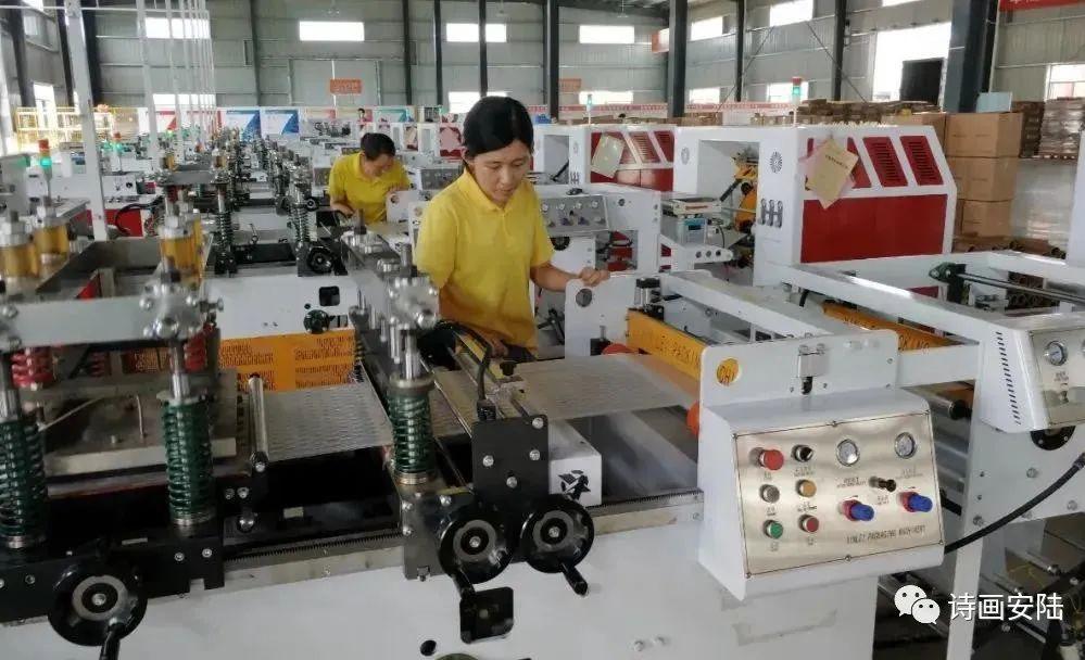 快递包装纸箱是怎么生产的,快递常见的内部包装的材料有哪些