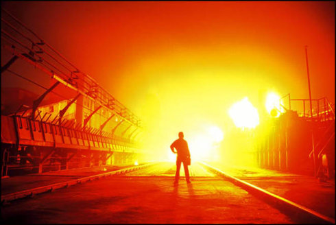 八十年代昆明团山钢铁厂当轧钢工人的经历