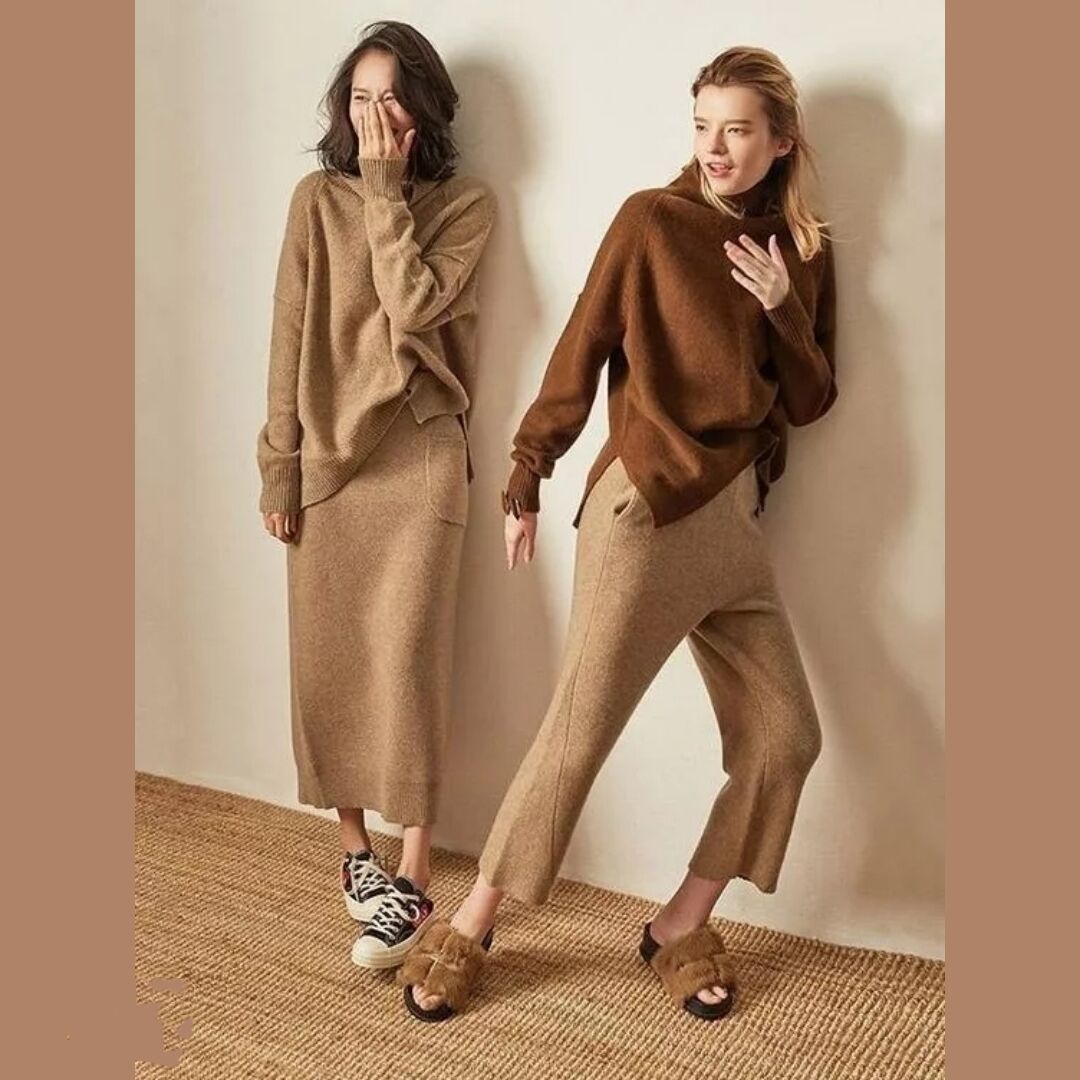 黑色和深咖色哪种颜色适合秋冬穿,浅的奶茶色在冬天里穿颇显氛围感