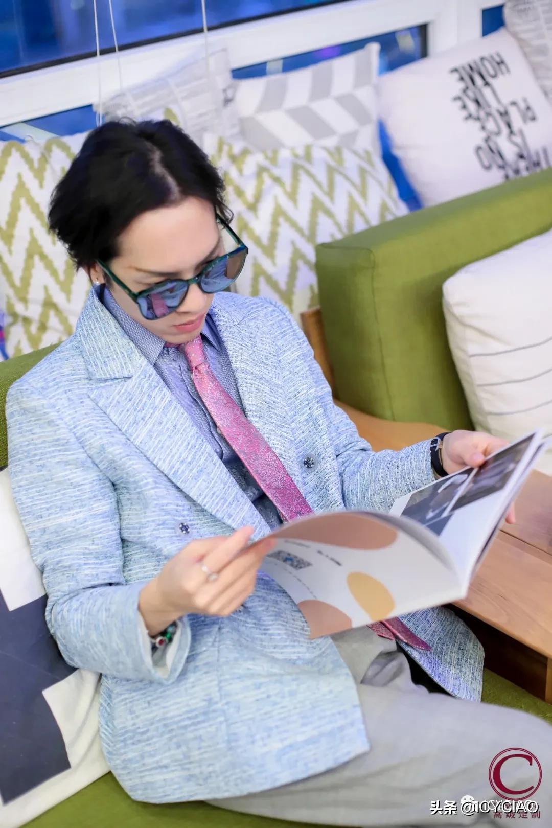 成衣定制最大的困难,对话95后白岩松视频