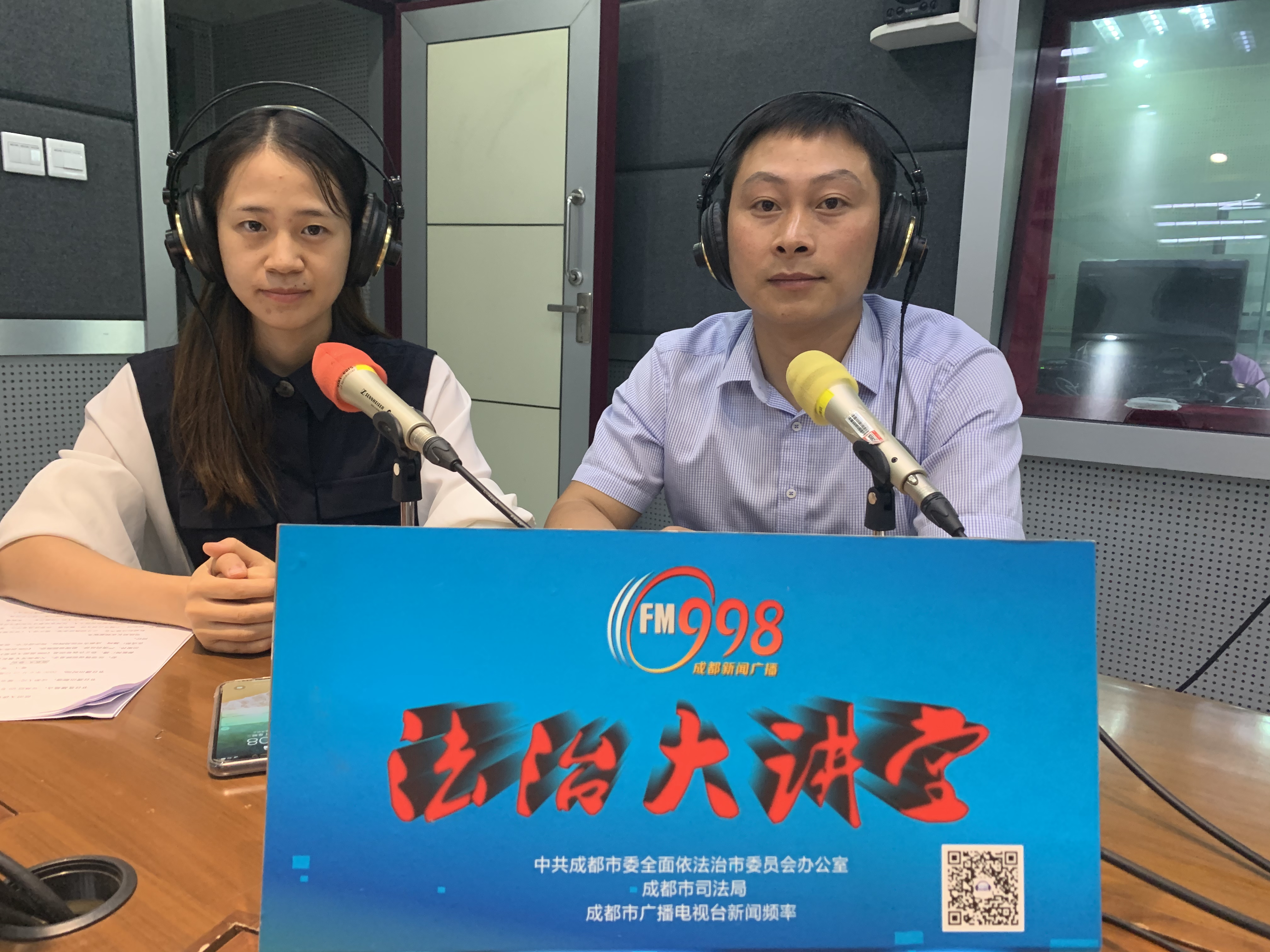 气死！豪掷万金“人肉”代购名牌包，却被闺蜜识破为假货