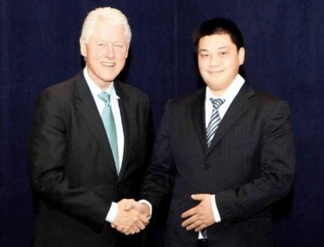 *疆新**诞生新首富：仅35岁身价达1500亿，公司入围世界500强