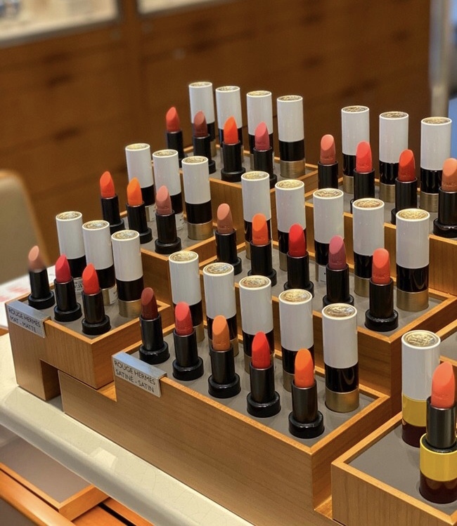 纪梵希口红和爱马仕口红哪个好,爱马仕口红经典款