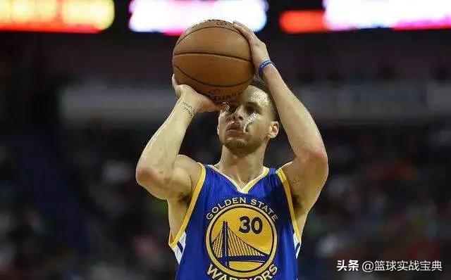 篮球基本功训练投篮姿势标准,篮球实战技巧4个最强上篮方法