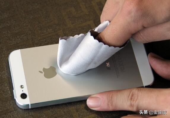 怎么贴钢化膜没有白边和气泡,uv钢化膜贴好有气泡白边怎么办