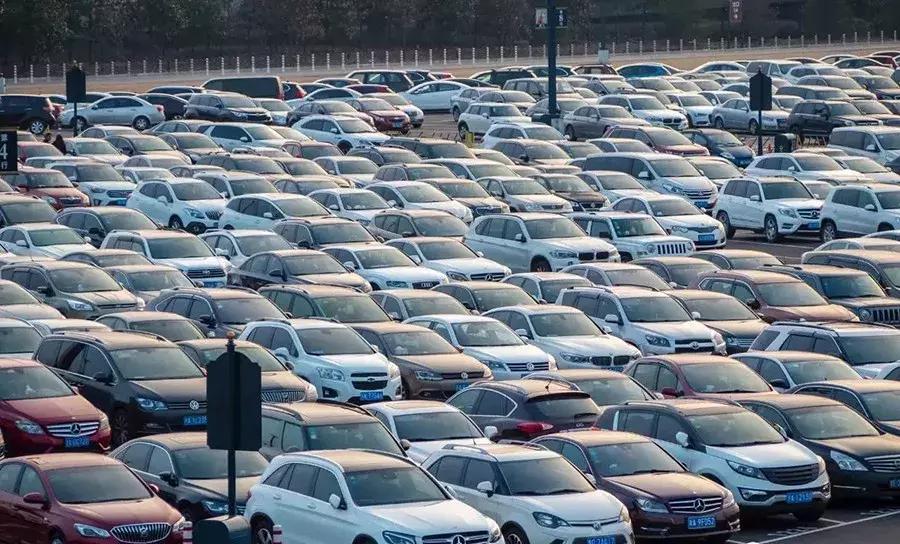 国内公认五大伪豪车,被国人捧起来的十大伪豪车