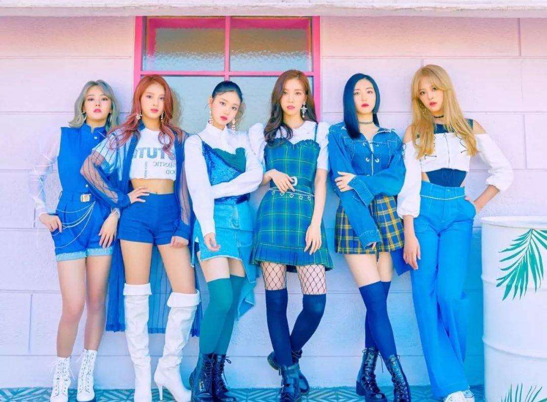 韩国女团挡腿事件,韩国女团遭工作人员扇耳光