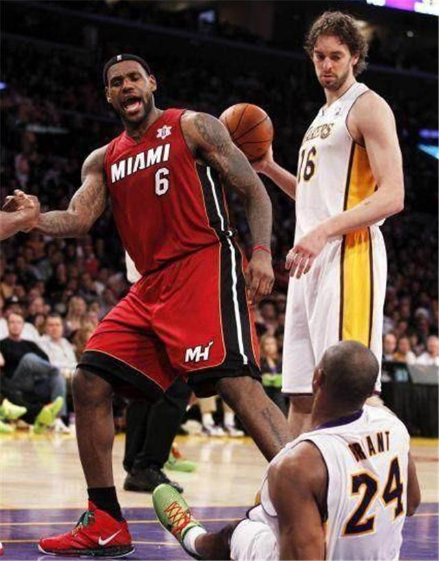 湖人队将迎战勇士队几点开打,湖人季前赛对阵勇士上半场集锦