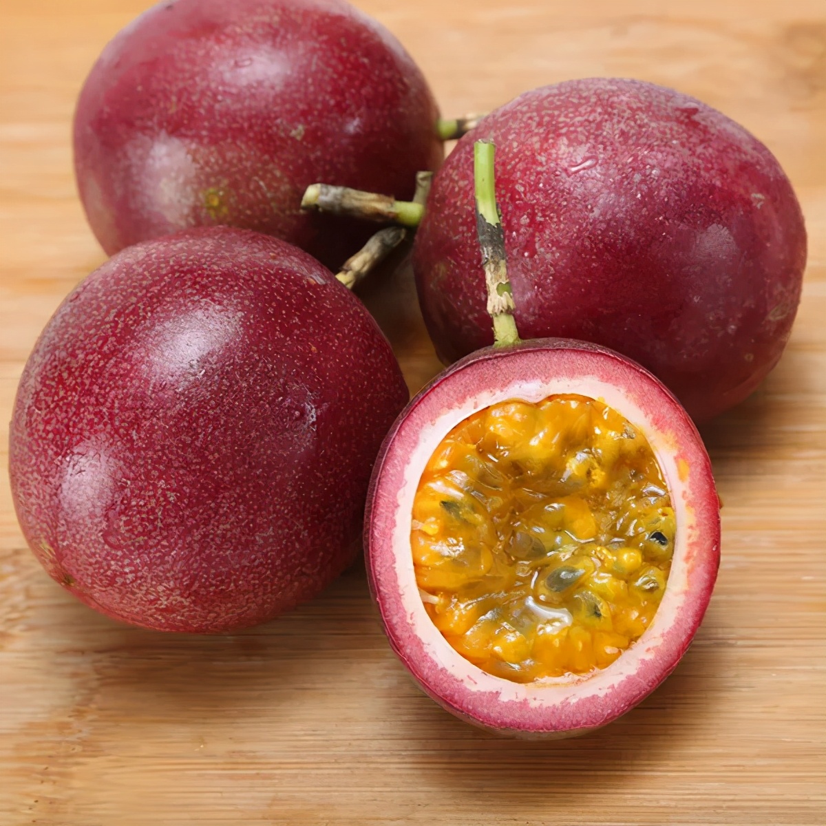 夏季儿童吃什么水果最好最有营养,孩子咳嗽吃什么水果最好