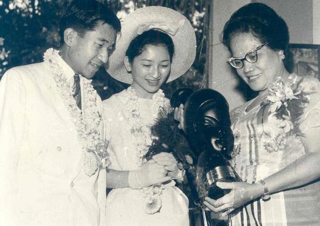 良子皇后和美智子,良子皇后有多惨