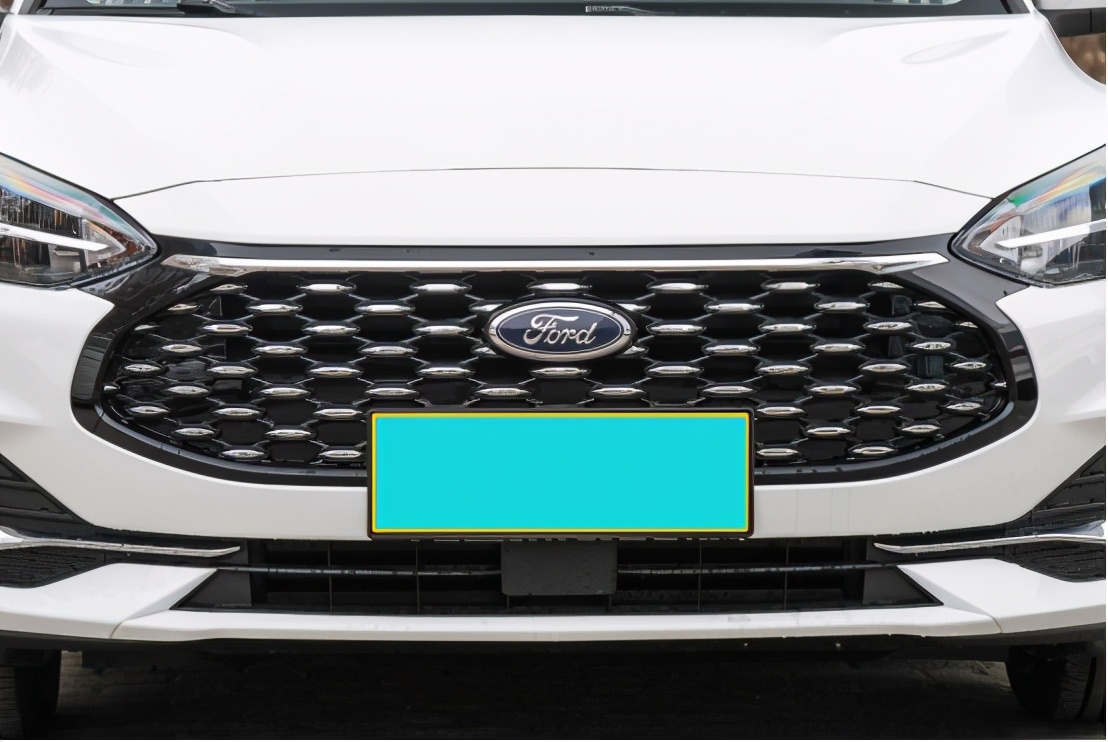 10多万带有bo音响的车,轩逸和福克斯哪个更值得入手