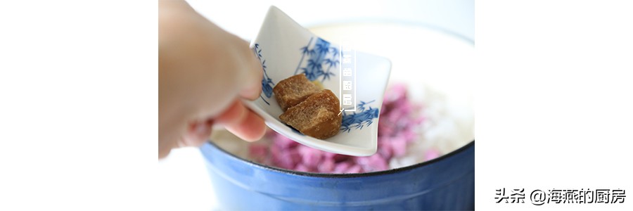 夏季几款清淡解暑的美颜养生汤谱,女人补气养血养生汤养肤美颜