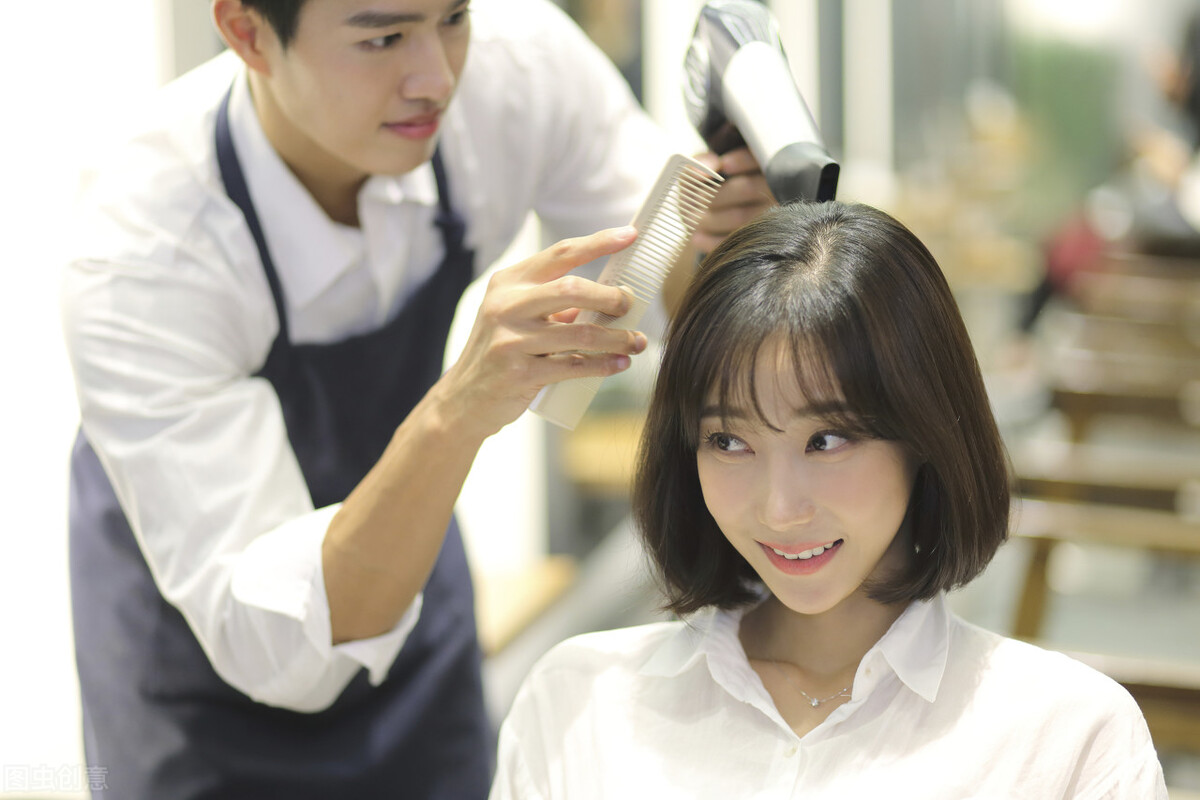 染发前需要洗头吗怎么染,染发要怎么染才能让头发变黑