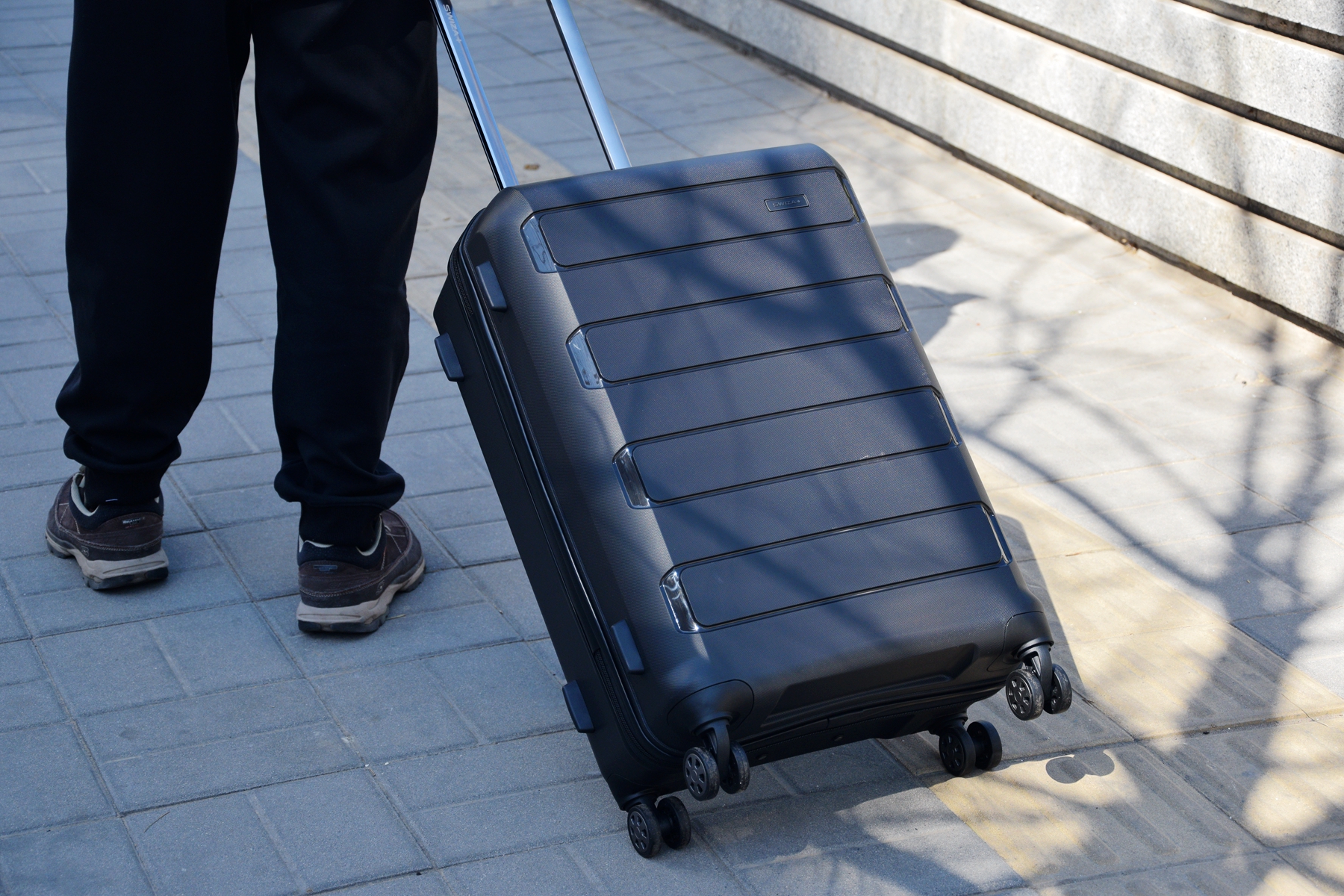 tsa密码锁行李箱推荐,tsa双层防爆拉链行李箱