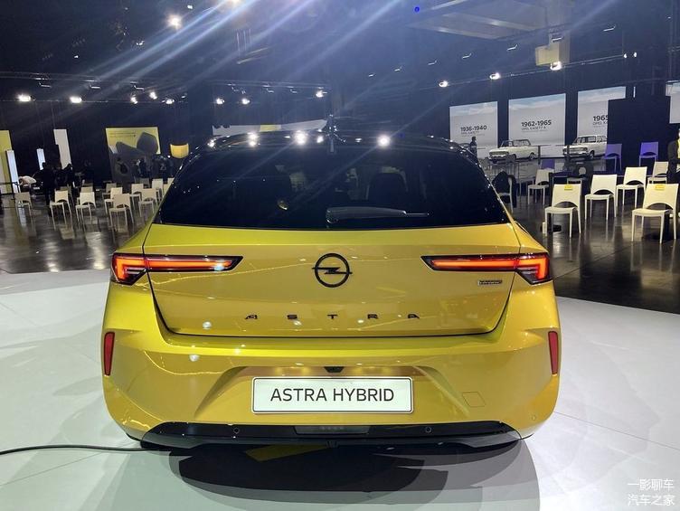 新款欧宝雅特图片,欧宝雅特的外观设计时尚吗