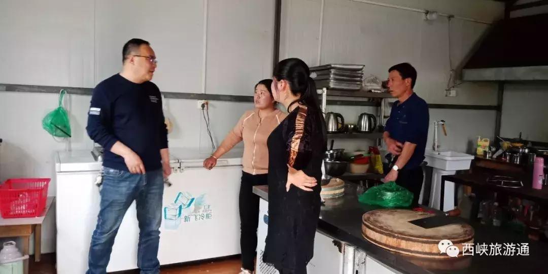 五一八泉峡景区接待量,西峡旅游迎来客流新高峰