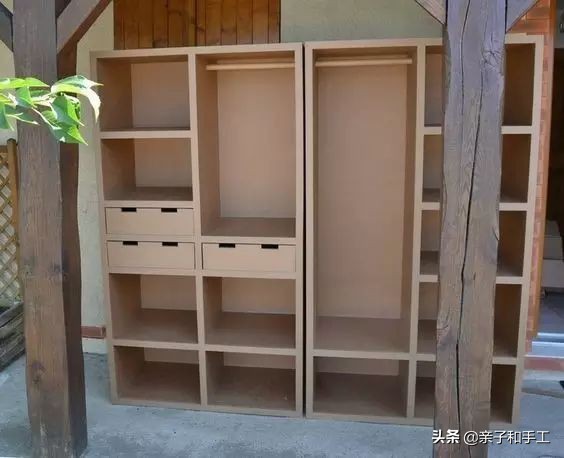 只用瓦楞纸就可以做出一件件家具,简直酷爆了