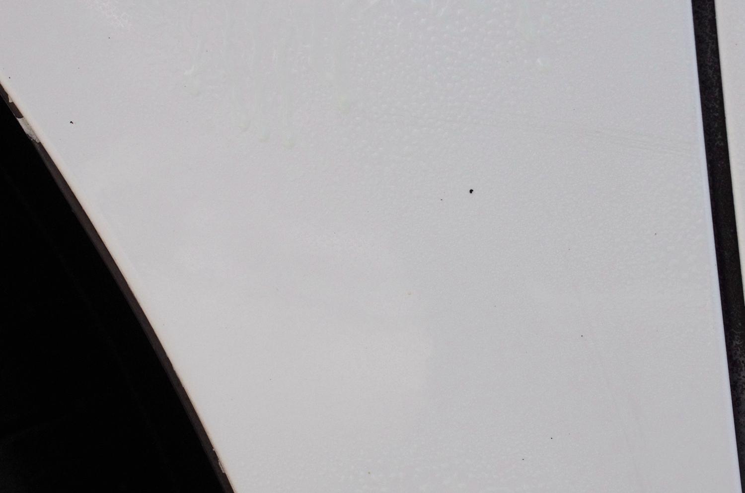 汽车布座椅有污渍怎么清洗,白色汽车上有黑色污渍怎么清洗