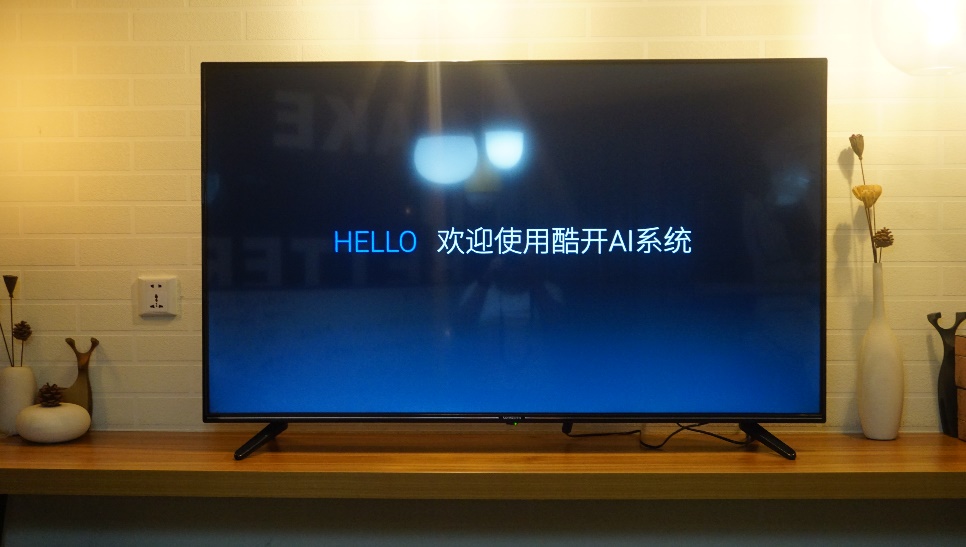 价格最低的远场语音电视,功能怎么样?创维55E33A评测