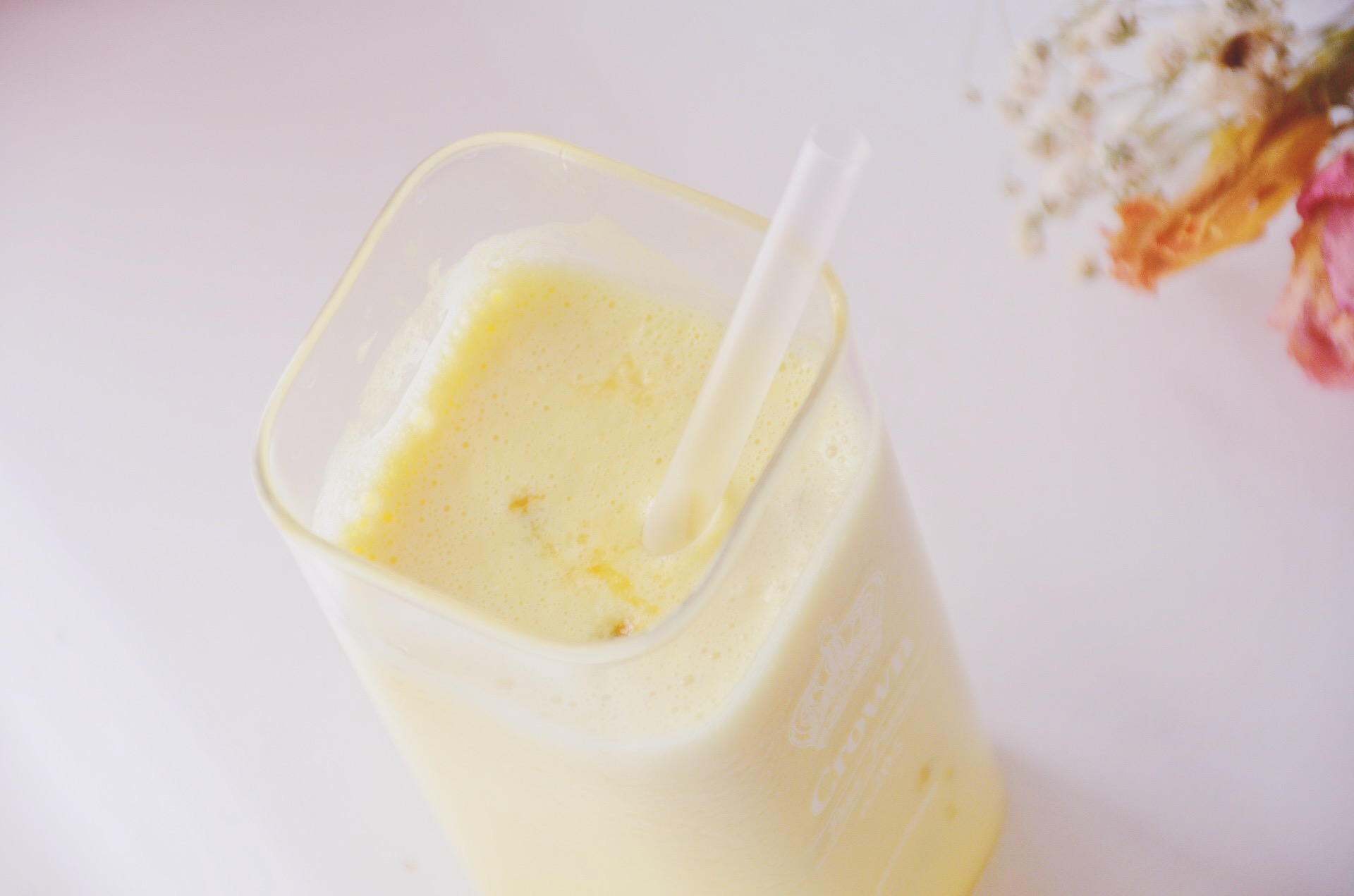 芒果百香果奶昔家常做法,芒果奶昔热饮奶茶店做法