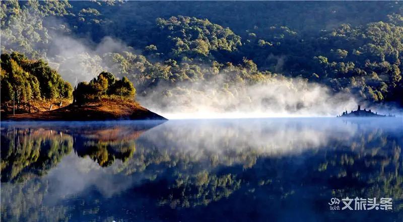 探寻世外桃源,凤庆滇红茶景区
