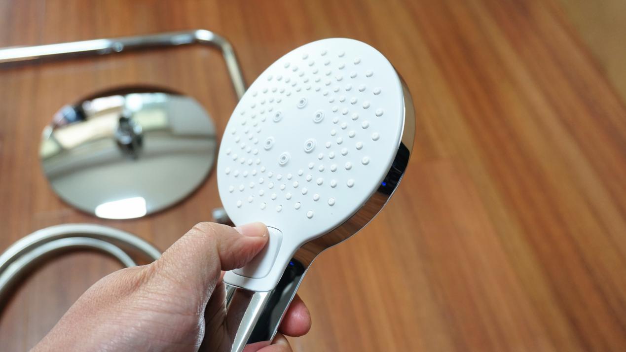 小米有品上999元花洒,水力发电LED显示,德国内芯,自动净垢顶喷