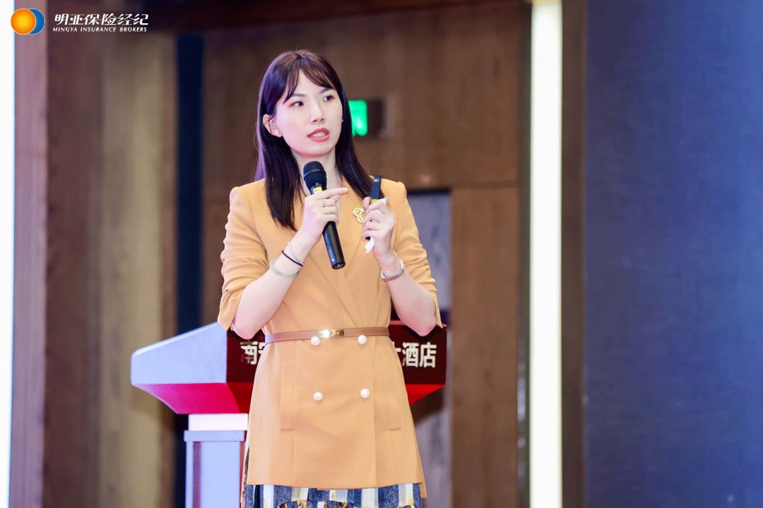 绿城叙话，明亚绽放保险力量之花