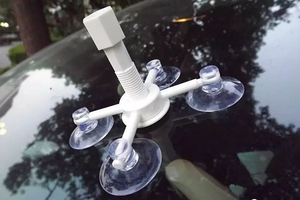 glc挡风玻璃被石子崩了如何修复,汽车挡风玻璃破点如何处理