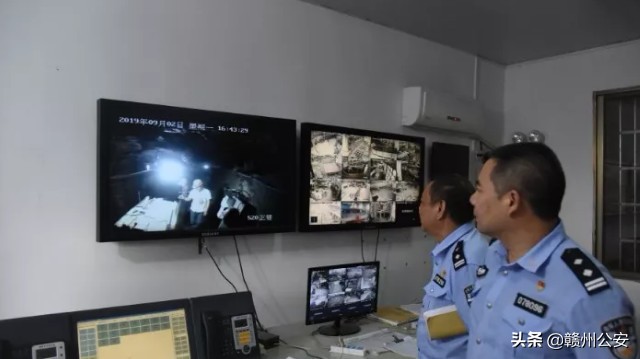 践行新使命忠诚保大庆联合巡逻,公安三步走践行新使命忠诚保大庆