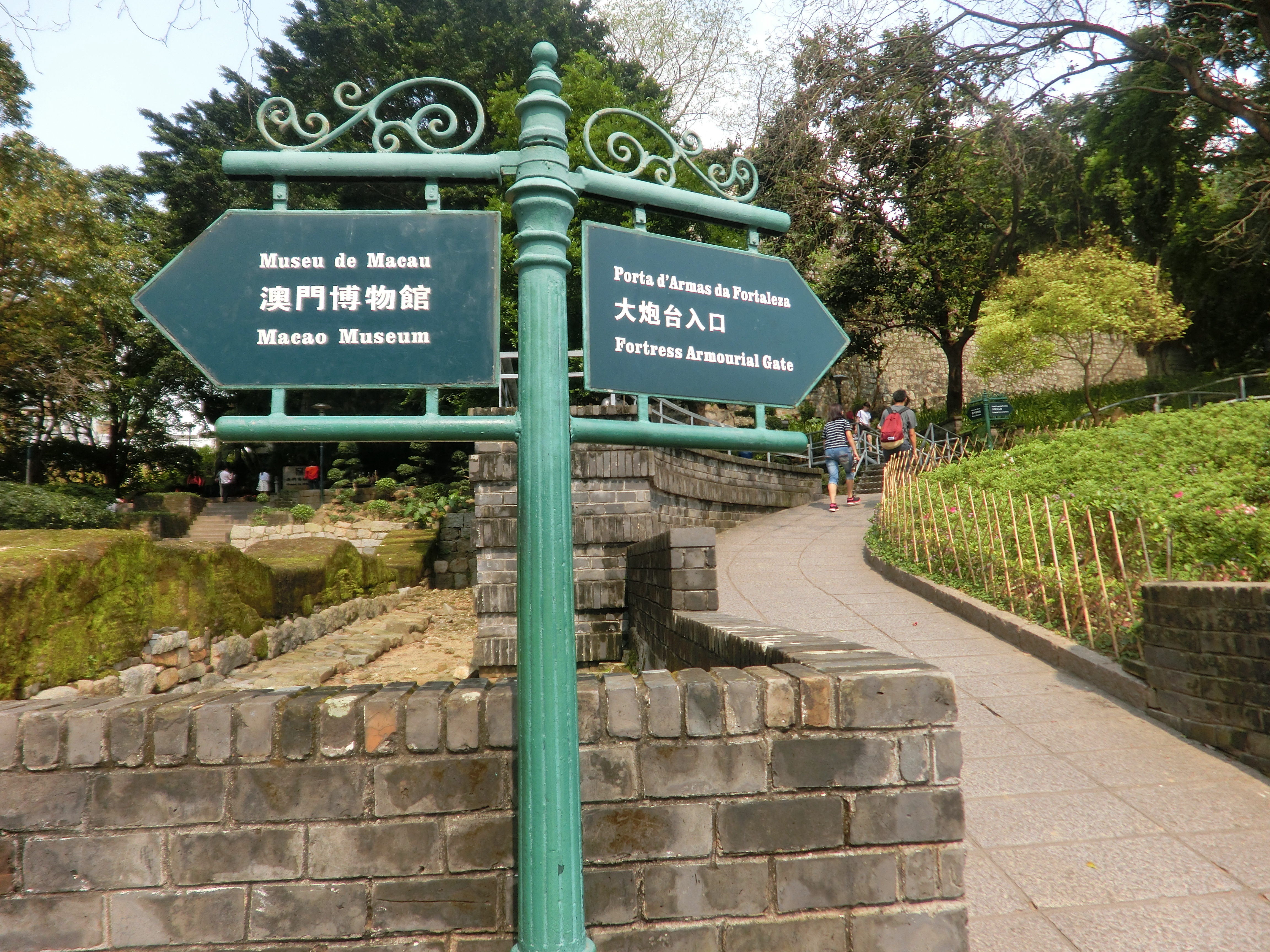 澳门一天自由行好还是跟团去好,花了80元跟旅游团去海花岛