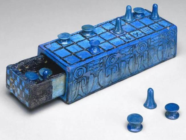 一万年前的人类玩什么游戏,十八年前你们是怎么玩游戏的