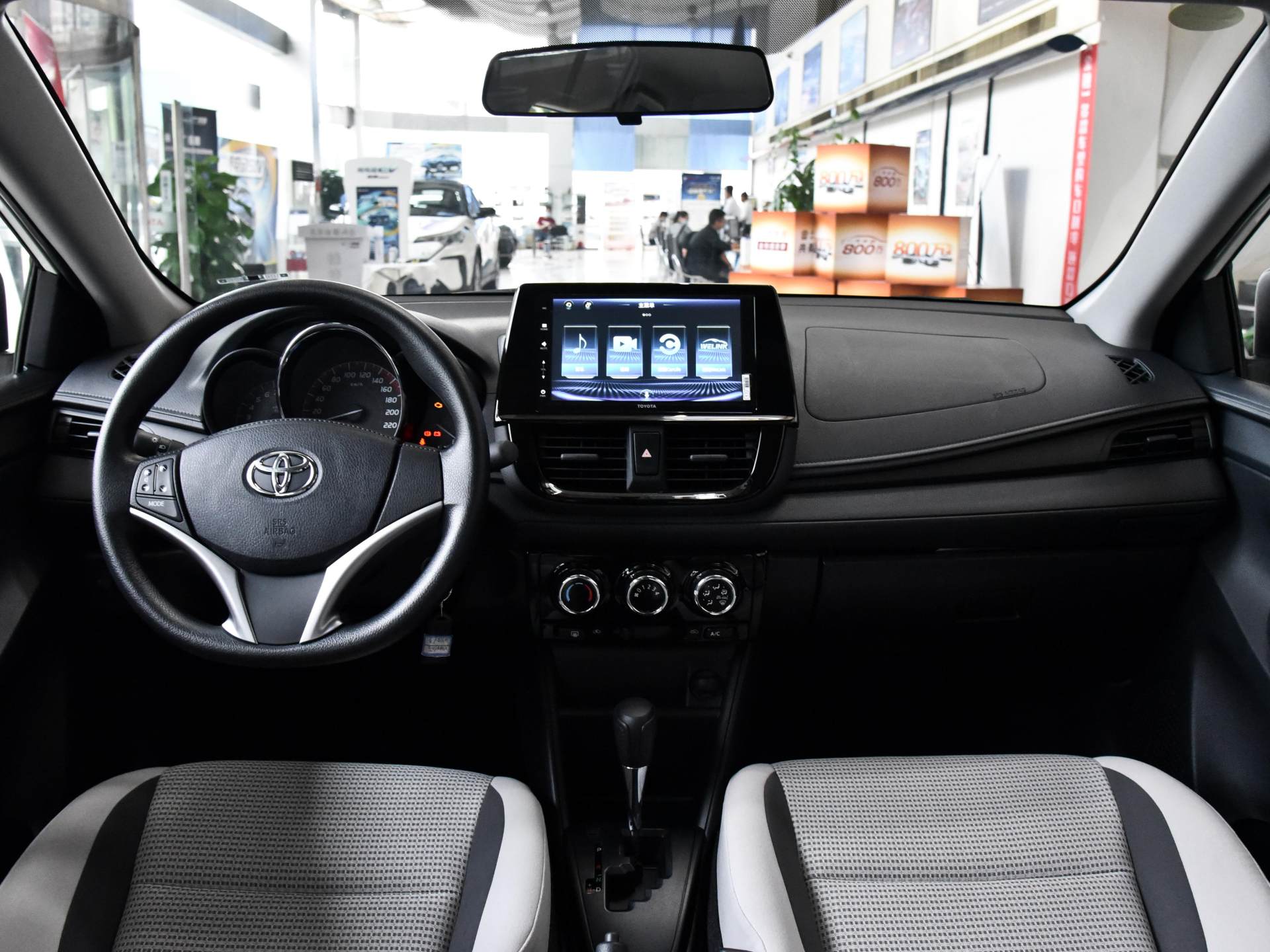 丰田威驰三厢车值得购买吗,丰田威驰新车4万三厢图片