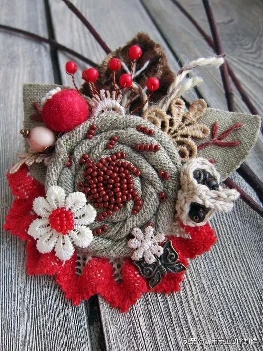 布艺玫瑰花的作品,花朵布艺作品