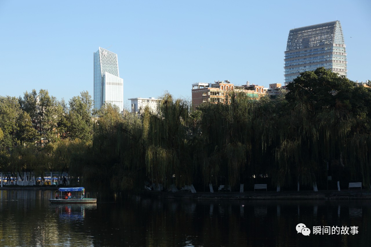昆明旅游攻略大学,旅行云南昆明翠湖旁的云南大学