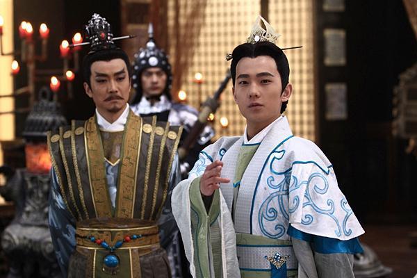 曹丕逼曹植写七步诗令人催泪,曹丕逼迫曹植七步作诗让人泪目