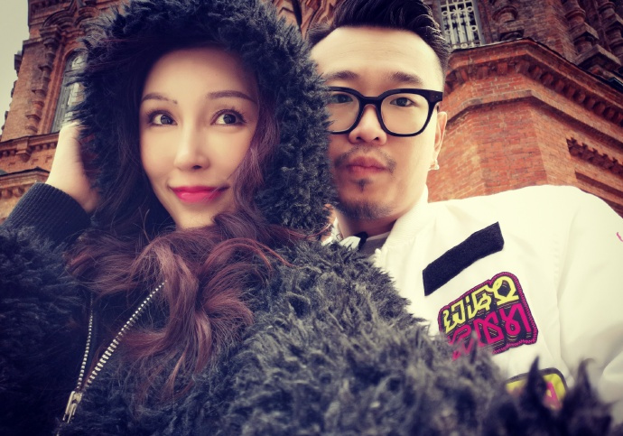 网传为新女友一掷千金，文章发博否认恋情，拖出一个隐藏的明星班