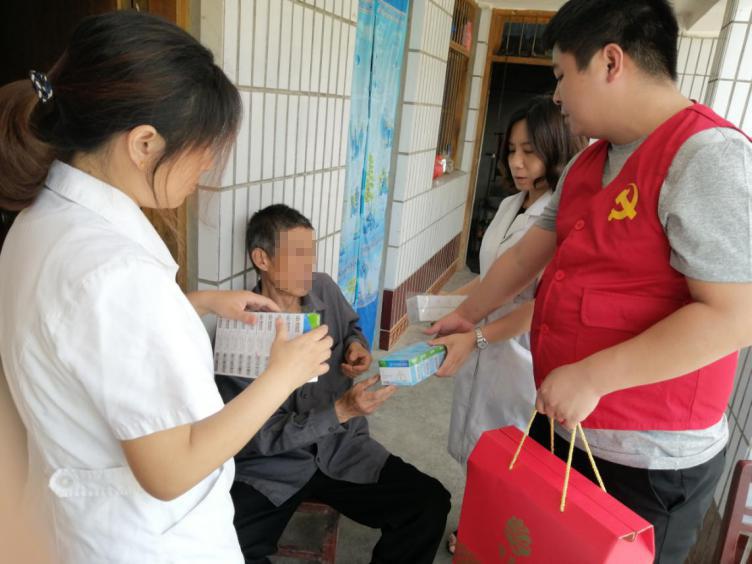 为尘肺病患者撑起一片蓝天,尘肺病患者的工作环境