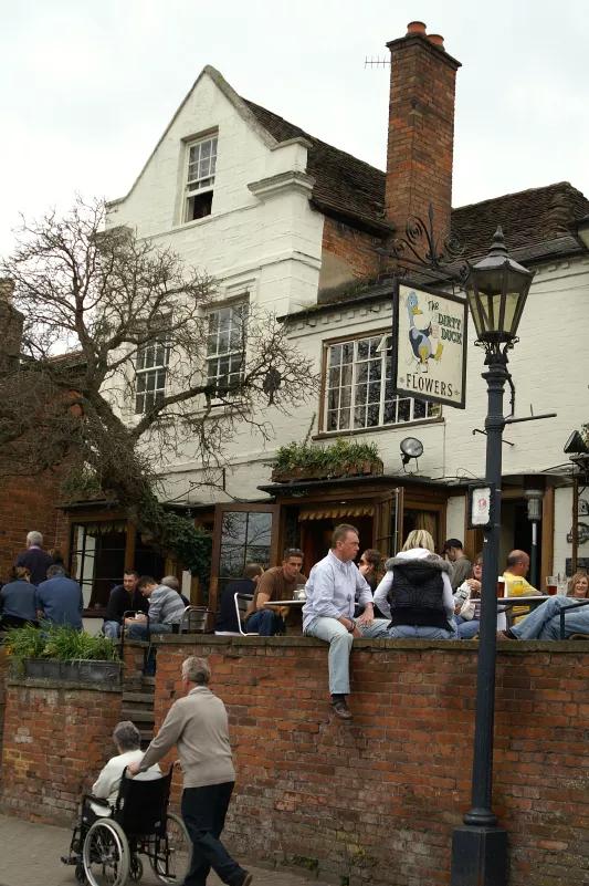 英国旅游莎士比亚故乡,莎士比亚故里斯特拉福德小镇