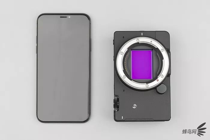 适马sigmafp微单评测,适马fp和索尼微单哪个好