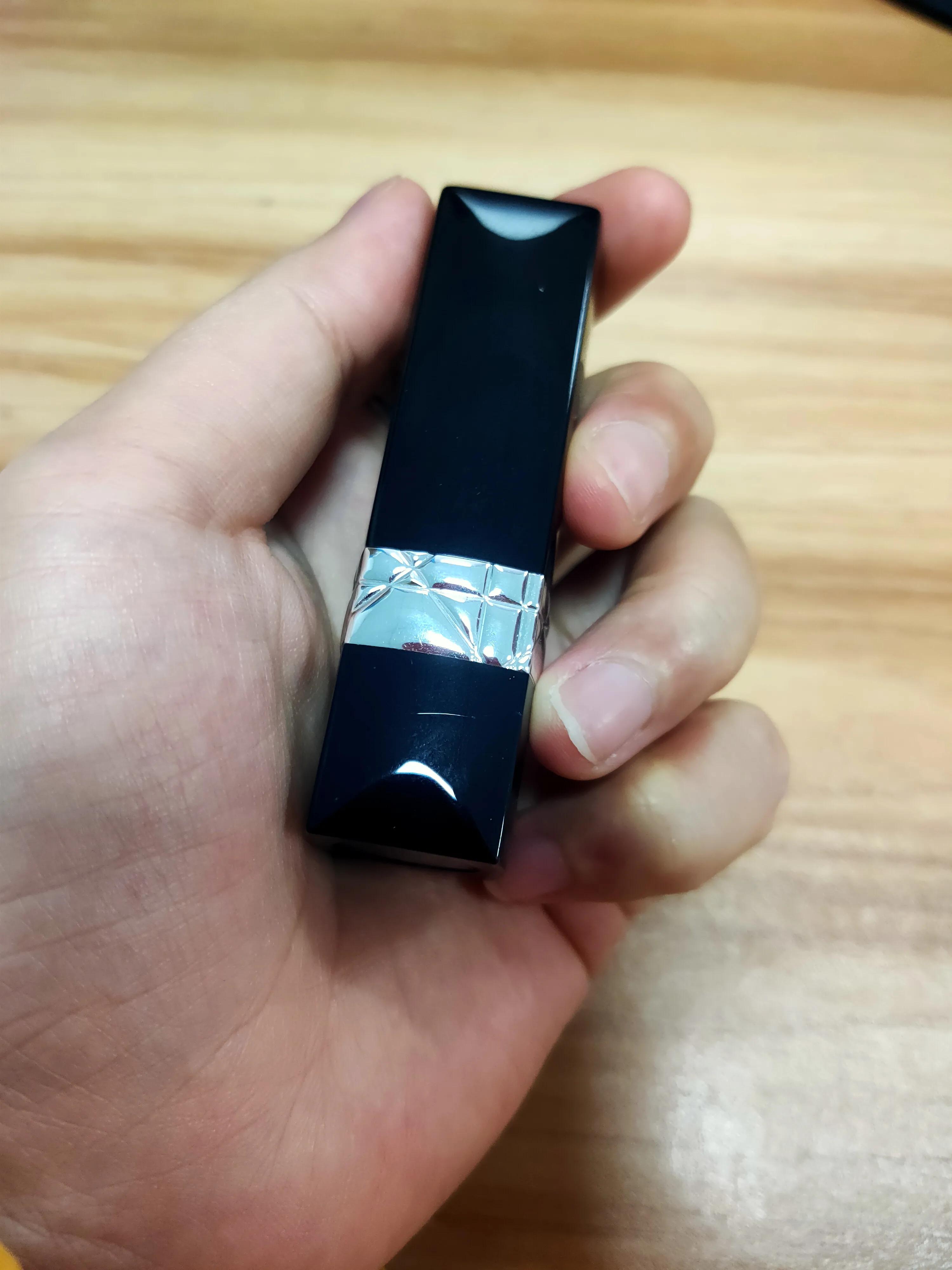 老公背叛要因为孩子再继续婚姻吗,老公出轨下跪哭着道歉要原谅吗